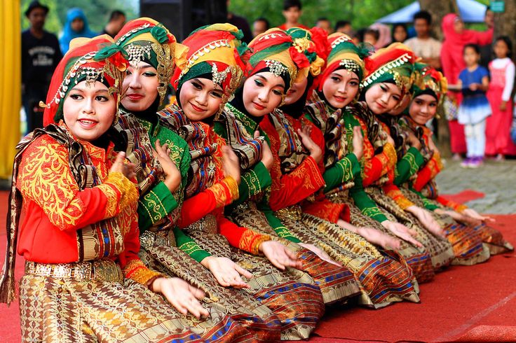 saman dance form aceh
